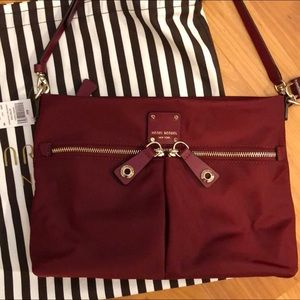 Brand New. Henri Bendel